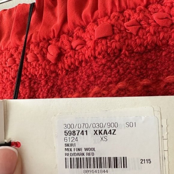 NWT Gucci $2200 Red Midi Boucle Knee Length Skirt Size XS - 2 US Bows Wool - Picture 8 of 9